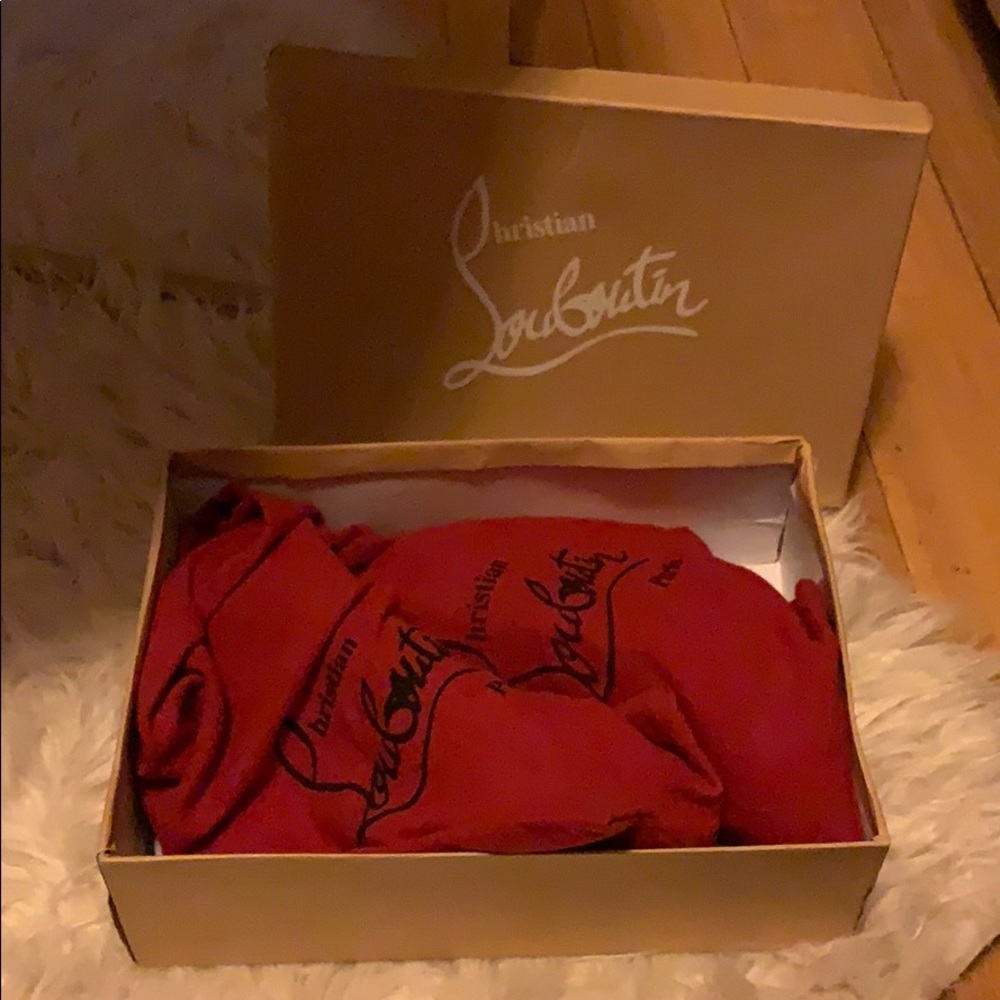 Christian Louboutin 👠